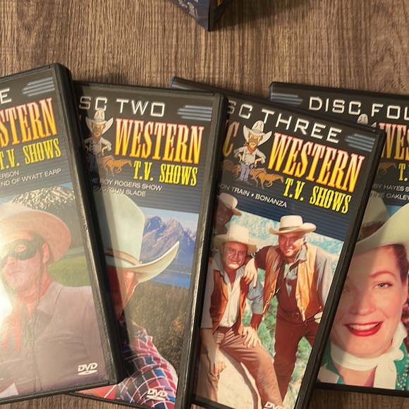 Gently Used Vintage 4 DVD Set Classic Western TV Shows.Over 14 hours on 4 DVD’s. - Picture 3 of 4